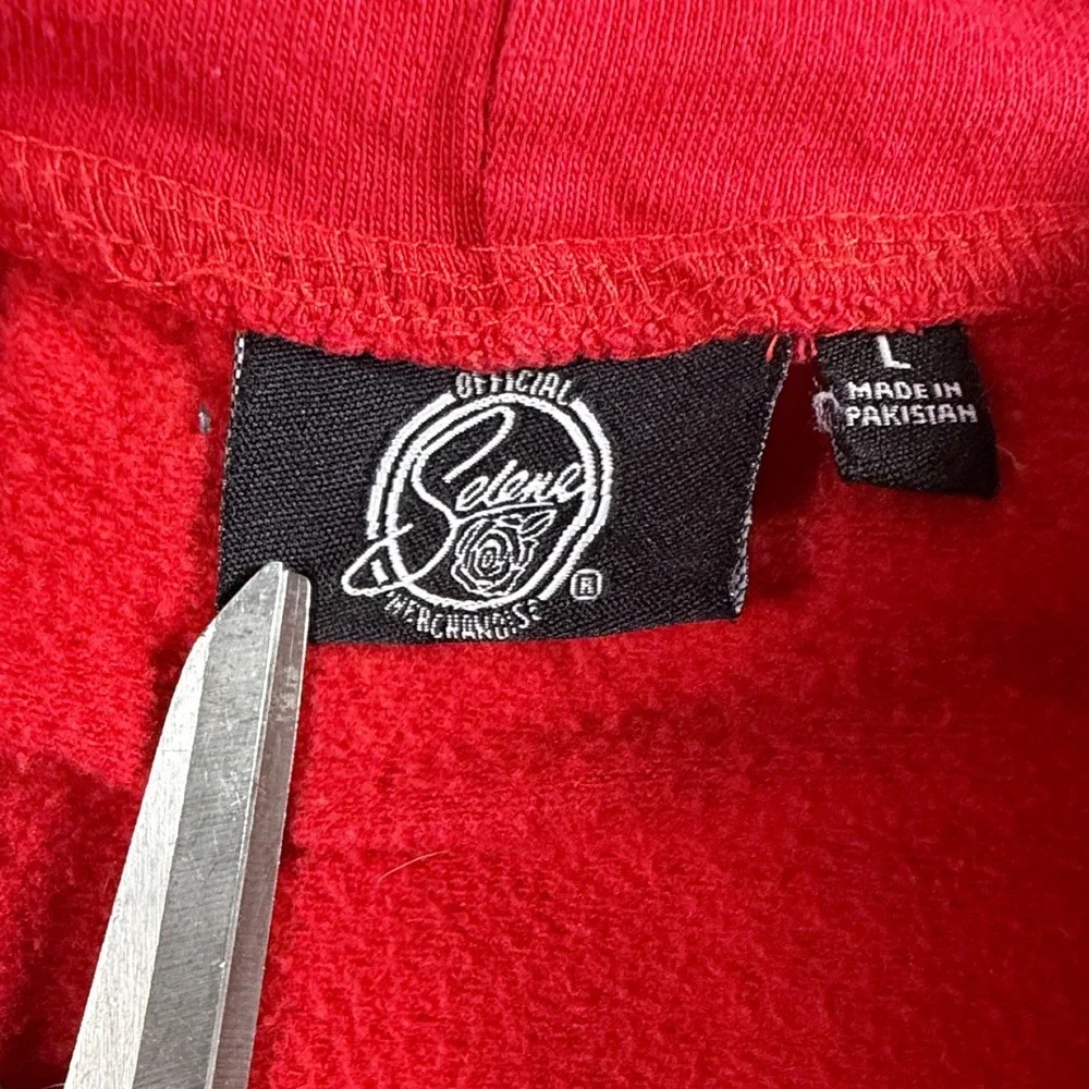Selena Quintanilla Official Red Quarter Zip‎ Cropped Hoodie Graphic Back Large